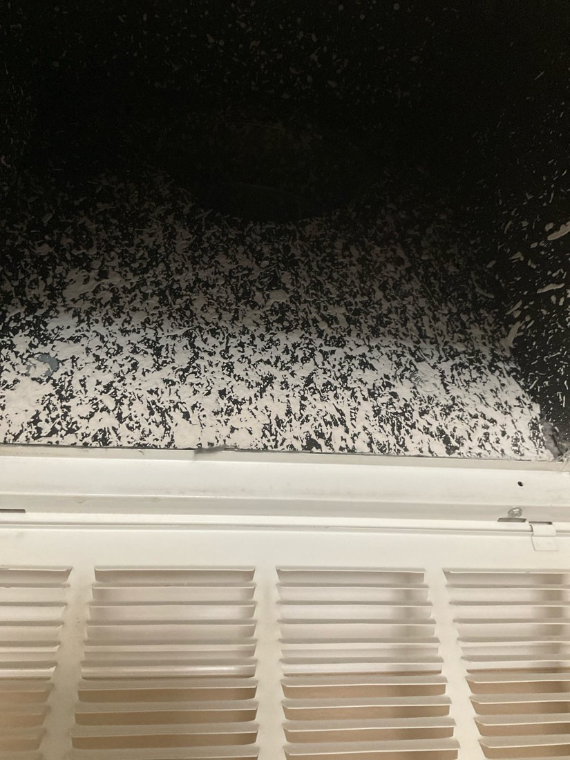 Return air vent with before-and-after view of dust removal from ductwork